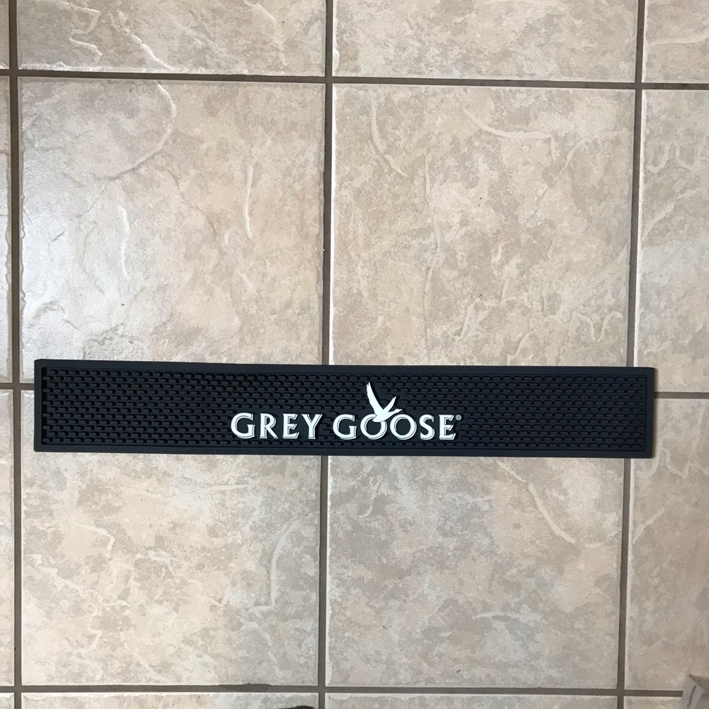NEW Grey Goose Vodka Rubber Bar Rail Spill Mat - 24 in x 3 in - Barware 2013